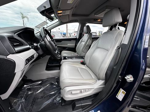 Used 2018 Honda Odyssey EX-L image 22