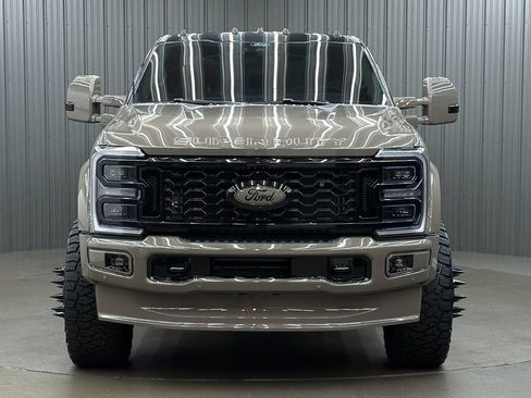 Used 2026 Ford F450 Platinum w/ Platinum Plus Package AWD/4WD image 8