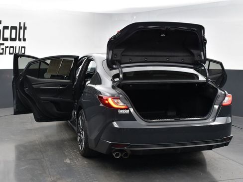 Used 2025 Toyota Camry SE w/ Convenience Package image 27