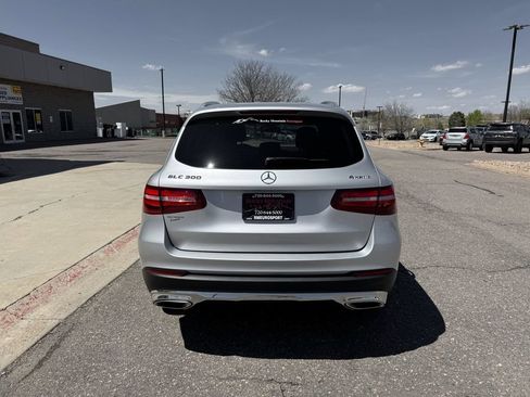 Used 2019 Mercedes-Benz GLC 300 4MATIC image 7