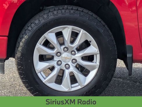 Used 2024 Chevrolet Silverado 1500 Custom image 12