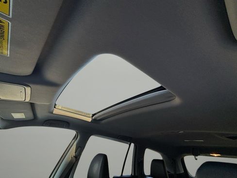 Used 2017 Honda Pilot EX-L image 13