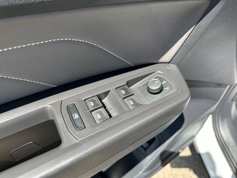 Certified 2023 Volkswagen Atlas SEL AWD/4WD image 20