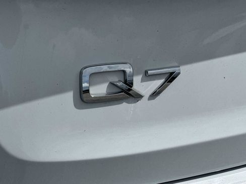 Used 2024 Audi Q7 3.0T Premium Plus image 11