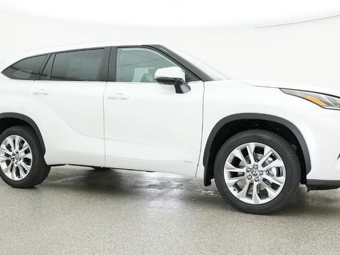 New 2026 Toyota Highlander Limited AWD/4WD image 20