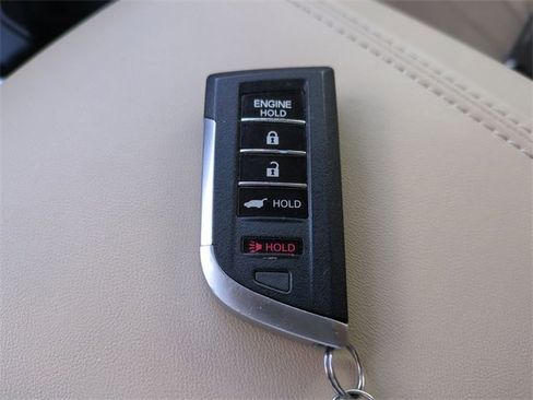 Used 2023 Acura MDX SH-AWD w/ Advance Package image 37