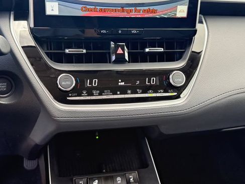 Used 2026 Toyota Corolla Cross XLE w/ Convenience Package AWD/4WD image 17