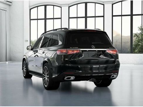 New 2026 Mercedes-Benz GLS 580 4MATIC image 28