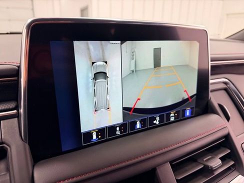 Certified 2024 Chevrolet Suburban RST w/ Luxury Package image 15