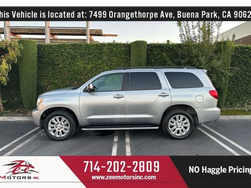 Used 2013 Toyota Sequoia Platinum RWD image 10