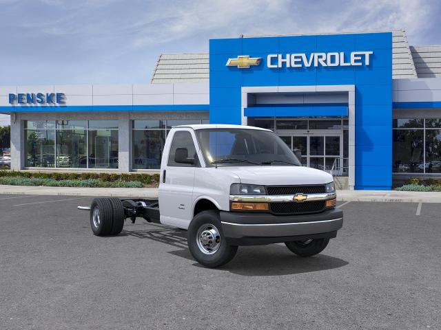 New 2026 Chevrolet Express 3500 w/ Power Convenience Package RWD image 32