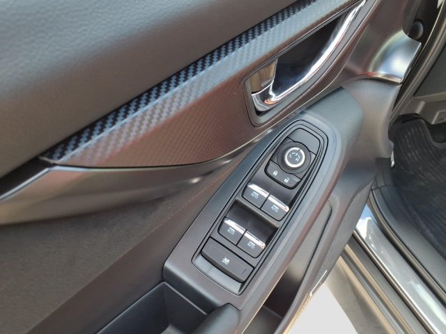 Used 2025 Subaru WRX Limited AWD/4WD image 24
