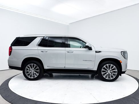 Used 2021 GMC Yukon Denali image 40