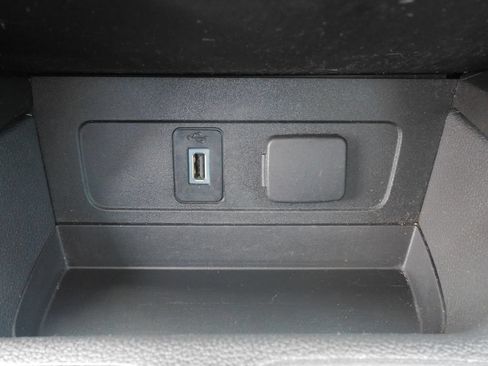 Used 2019 Ford Escape SE FWD image 27