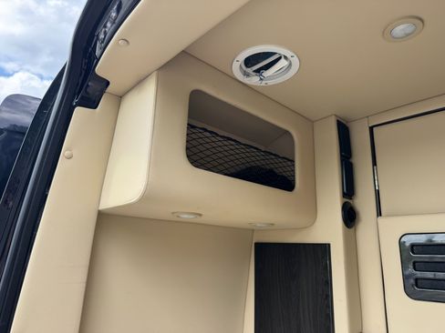 Used 2022 Mercedes-Benz Sprinter 3500 image 82