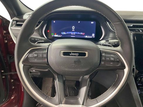 Used 2023 Jeep Grand Cherokee L Laredo AWD/4WD image 22