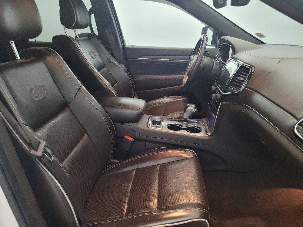 Used 2019 Jeep Grand Cherokee Overland AWD/4WD image 21