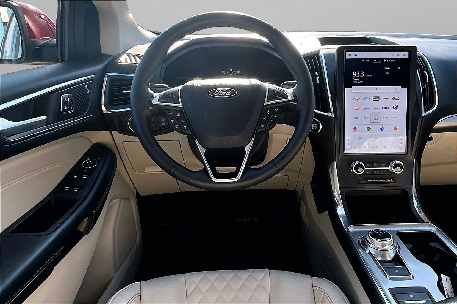Certified 2023 Ford Edge Titanium w/ Equipment Group 301A AWD/4WD image 5