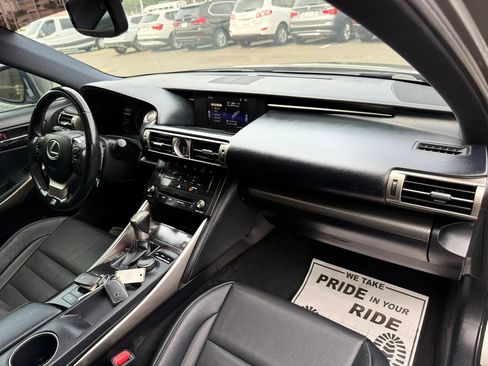 Used 2016 Lexus IS 200t w/ F Sport Package RWD image 36