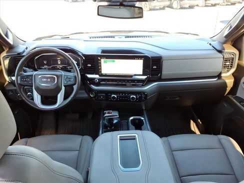 Used 2022 GMC Sierra 1500 SLT w/ SLT Premium Plus Package image 26