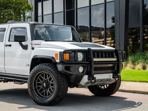 Used 2009 HUMMER H3 Alpha image 50