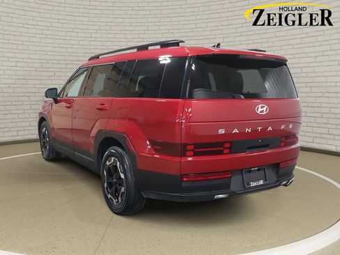 Certified 2025 Hyundai Santa Fe SEL image 7