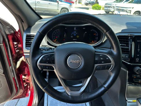 Used 2019 Jeep Grand Cherokee Limited image 10