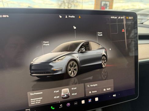 Used 2024 Tesla Model Y Long Range AWD/4WD image 67