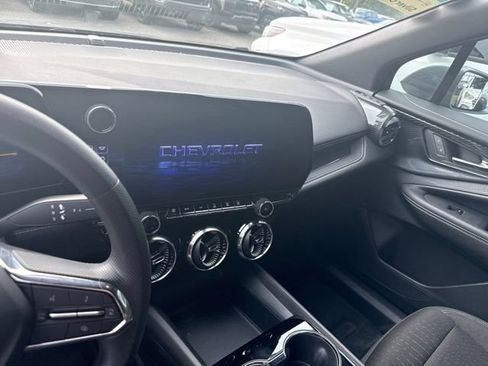 Used 2025 Chevrolet Blazer EV LT w/ Midnight/Sport Edition FWD image 6
