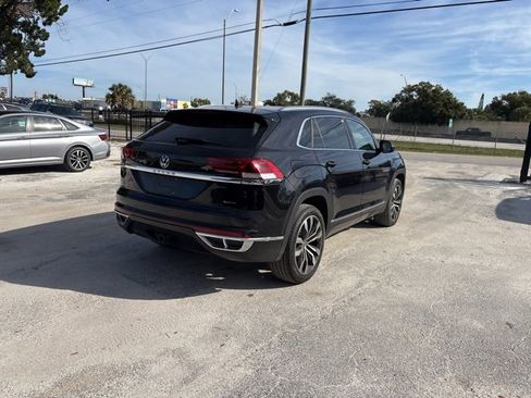 Used 2023 Volkswagen Atlas Cross Sport SEL Premium R-Line image 4