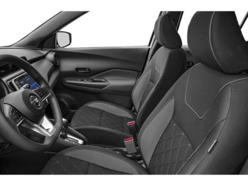 Used 2020 Nissan Kicks SV FWD image 9