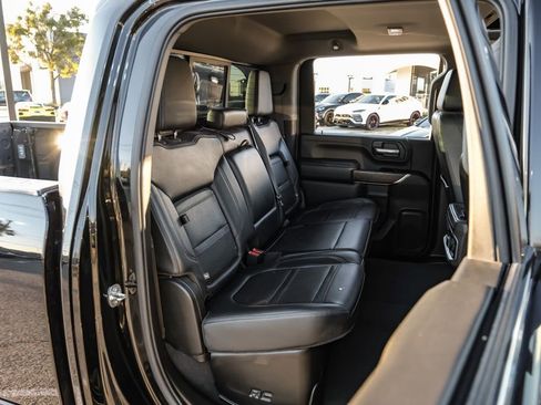 Used 2022 GMC Sierra 3500 Denali w/ Denali Black Diamond Edition image 44