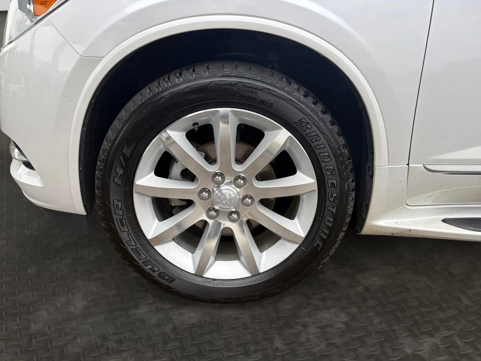 Used 2016 Buick Enclave Premium w/ Experience Buick Package AWD/4WD image 38