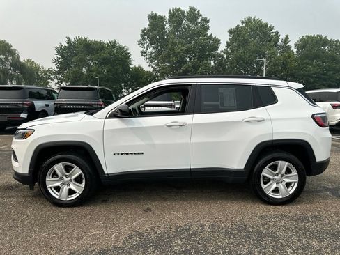 Used 2022 Jeep Compass Latitude w/ Convenience Group AWD/4WD image 8