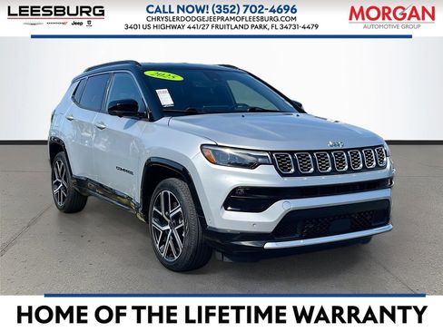 Certified 2025 Jeep Compass Limited w/ Elite Group AWD/4WD image 1