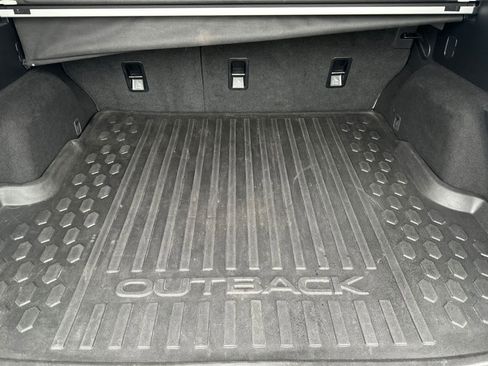 Used 2023 Subaru Outback Premium image 16