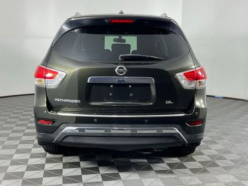 Used 2016 Nissan Pathfinder SL image 9