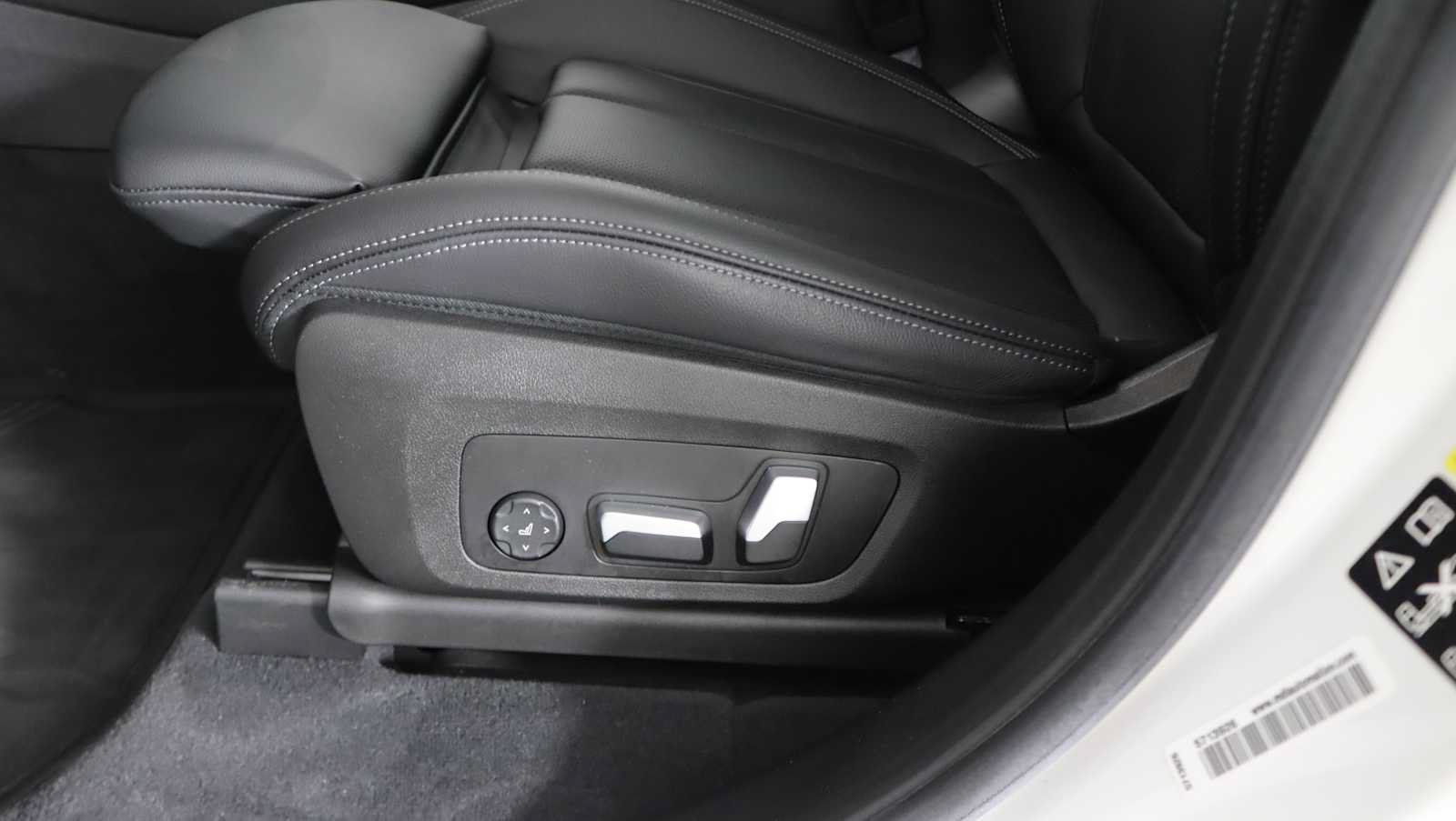 Used 2024 BMW X3 xDrive30i w/ Convenience Package AWD/4WD image 18