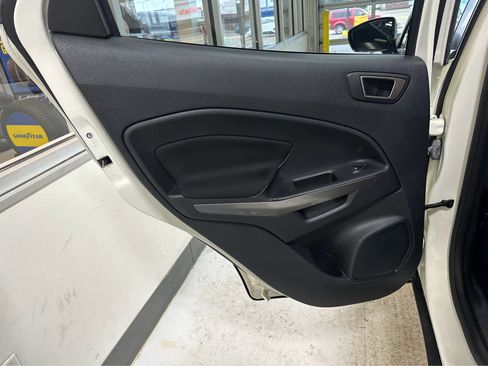 Used 2022 Ford EcoSport SE w/ SE Convenience Package image 26