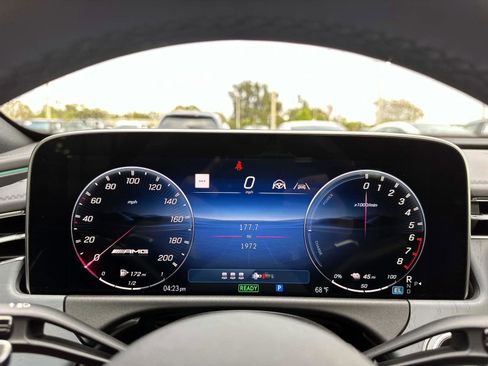 Certified 2025 Mercedes-Benz E 53 AMG e 4MATIC Sedan image 29