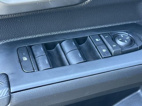 Used 2024 Toyota Tacoma TRD Sport w/ TRD Sport Upgrade Package image 13