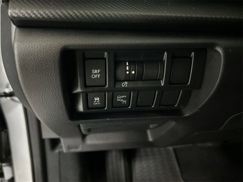 Used 2017 Subaru Impreza 2.0i Premium image 17