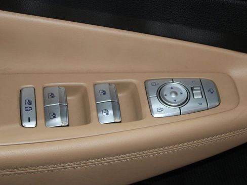 Used 2023 Hyundai Santa Fe Calligraphy image 8