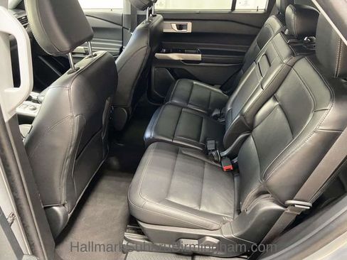 Used 2023 Ford Explorer Limited image 15