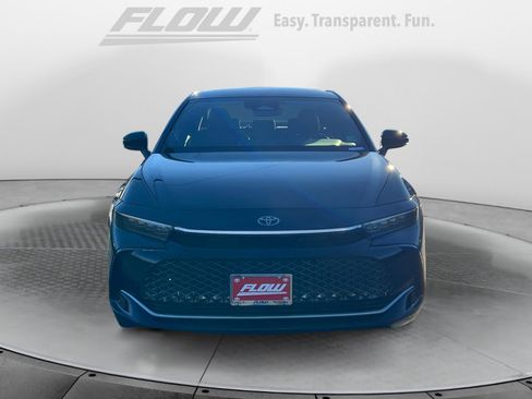 New 2026 Toyota Crown image 2