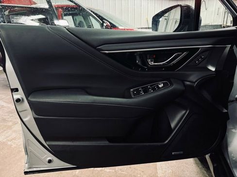 Used 2024 Subaru Outback Limited image 15