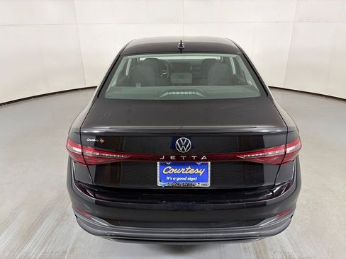 Used 2025 Volkswagen Jetta S FWD image 7