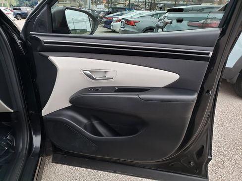 Used 2023 Hyundai Tucson SEL w/ Convenience Package image 17