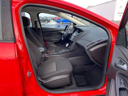 Used 2017 Ford Focus SE image 12