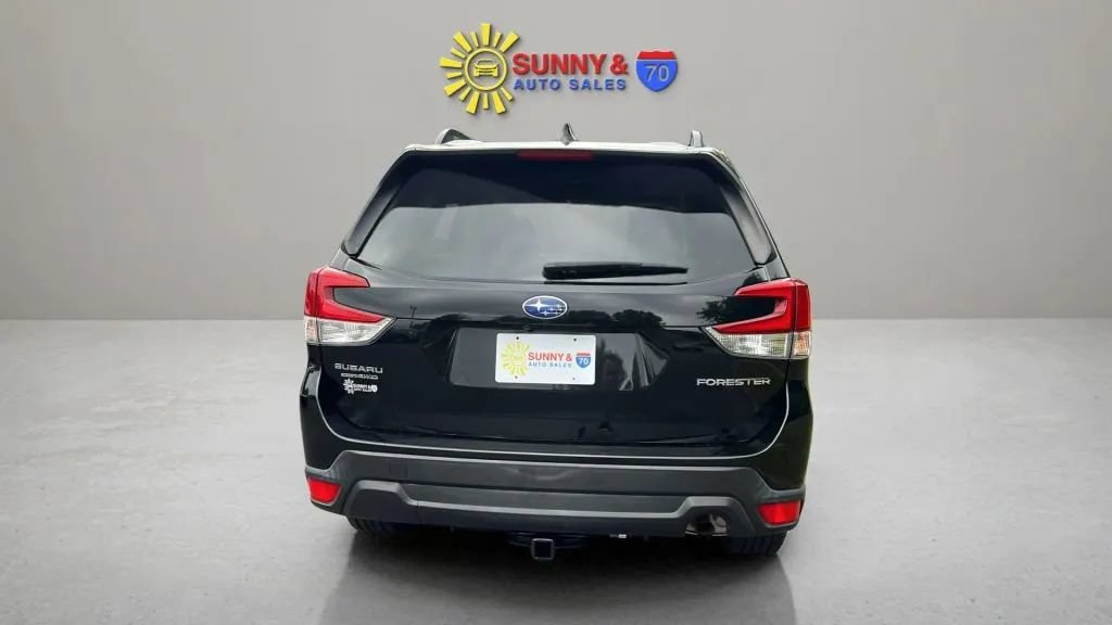 Used 2019 Subaru Forester Premium w/ All-Weather Package AWD/4WD image 7